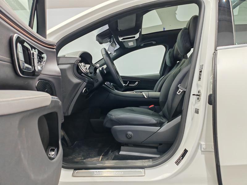 Mercedes-Benz EQS SUV, 2025 — фото 11 из 12