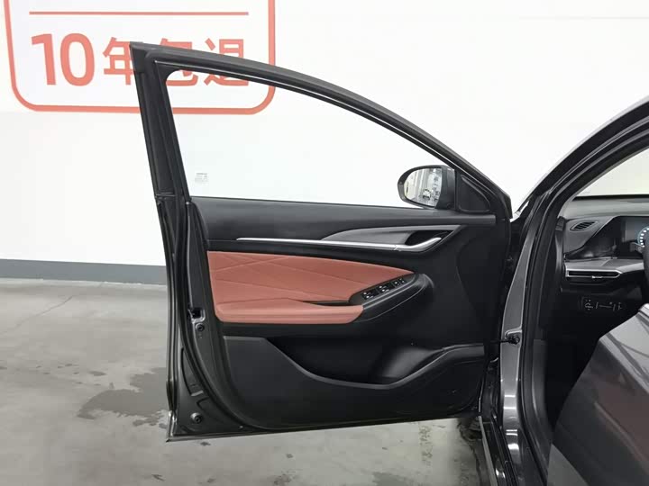 Changan Eado Plus, 2023 — фото 8 из 9