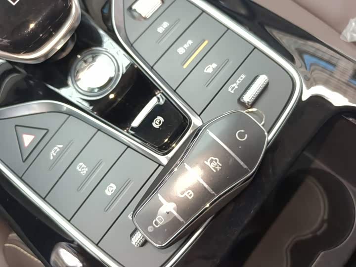 BYD Song Max Hybrid, 2022 — фото 9 из 9