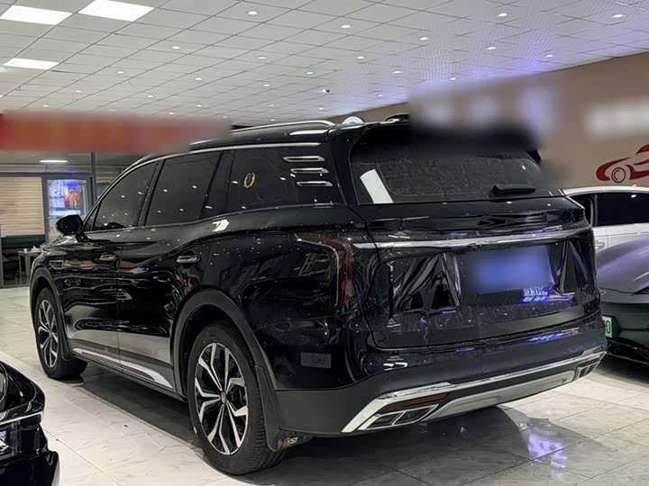 Hongqi HS7, 2025 — фото 6 из 9