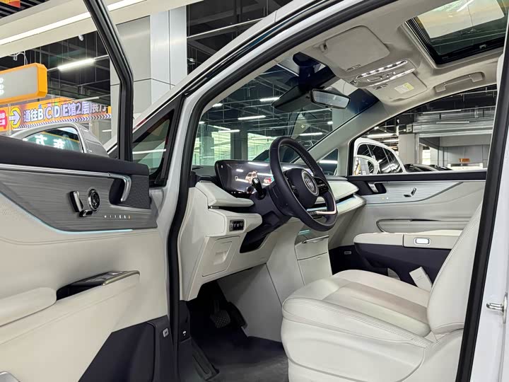 Buick GL8 ES, 2025 — фото 7 из 9