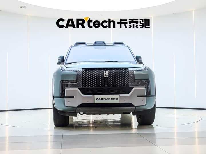 BYD Yangwang U8, 2023 — фото 4 из 9