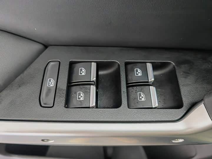 BAW 212 T01, 2024 — фото 9 из 9