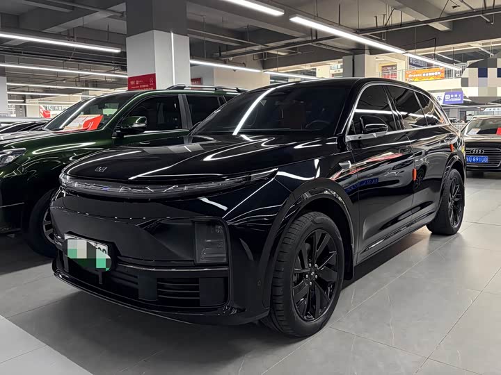 LiXiang L7, 2023 — купить в Москве под ключ