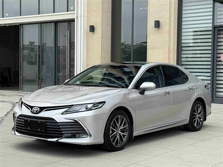 Toyota Camry, 2023 — купить в Курске под ключ