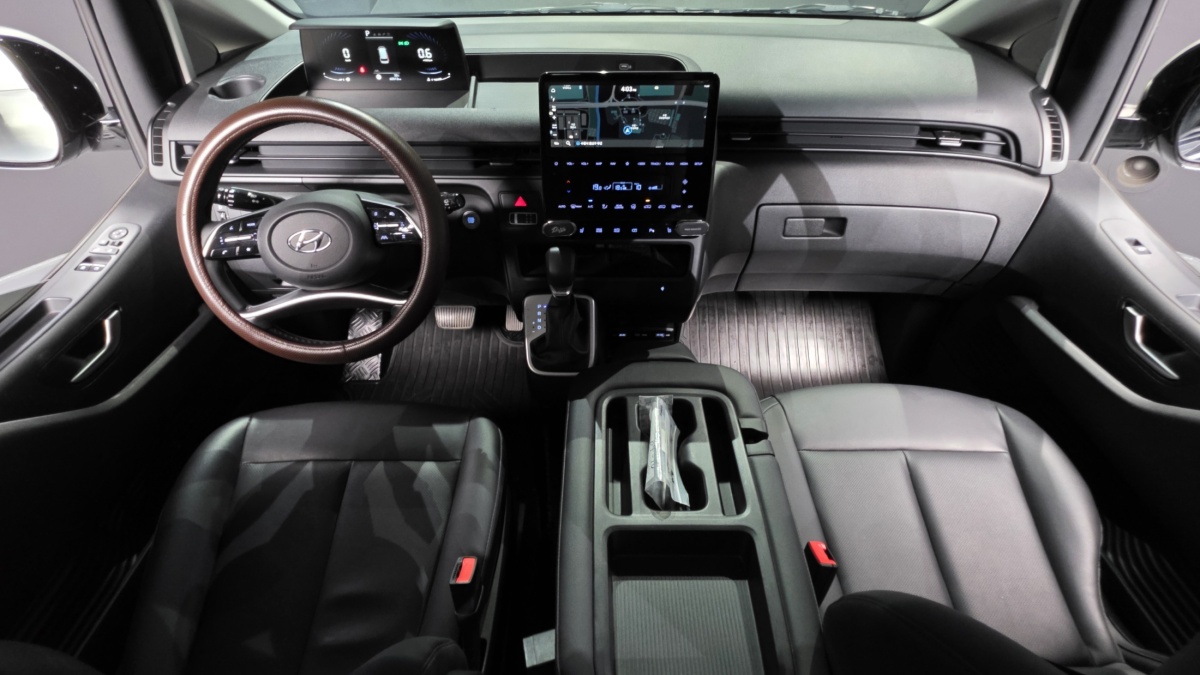 Hyundai Staria, 2023 — фото 6 из 12