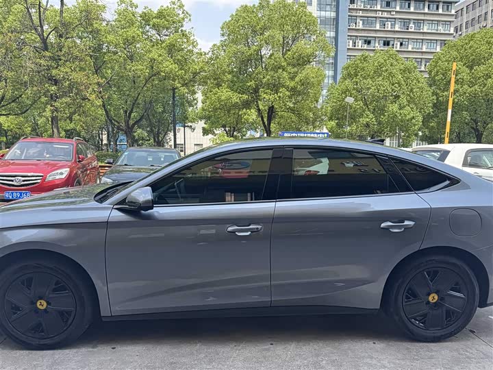 BYD Qin L, 2024 — фото 5 из 12