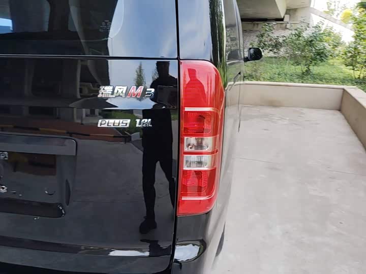 JAC Refine M3, 2022 — фото 8 из 9