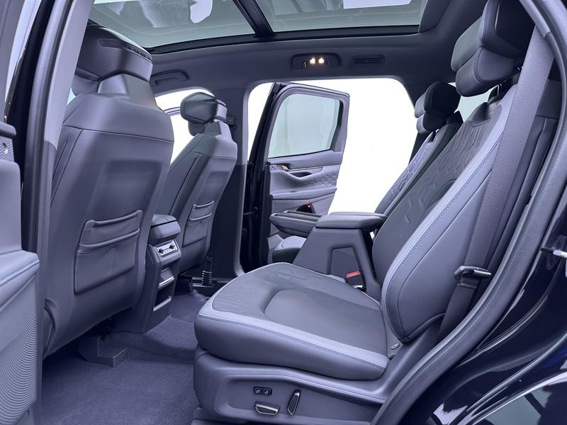 Ford Edge, 2023 — фото 12 из 12