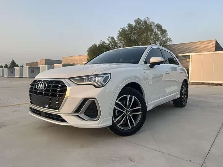Audi Q3, 2022 — купить в Перми под ключ