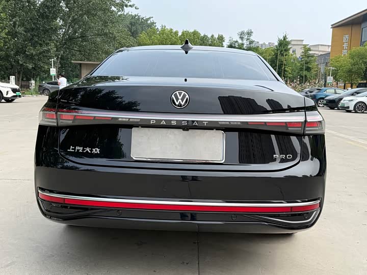 Volkswagen Passat, 2024 — фото 7 из 9