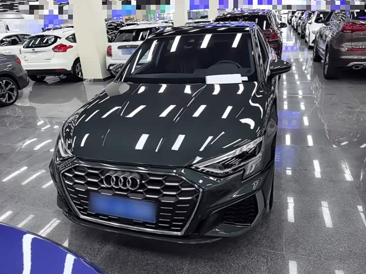 Audi A3, 2024 — фото 3 из 9