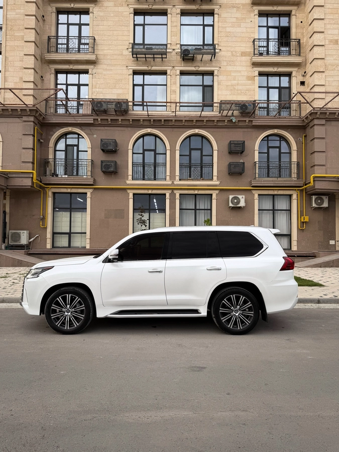 Lexus LX, 2021 — фото 6 из 12