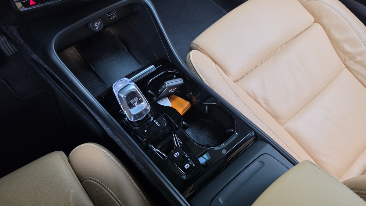 Volvo XC40, 2021 — фото 8 из 12