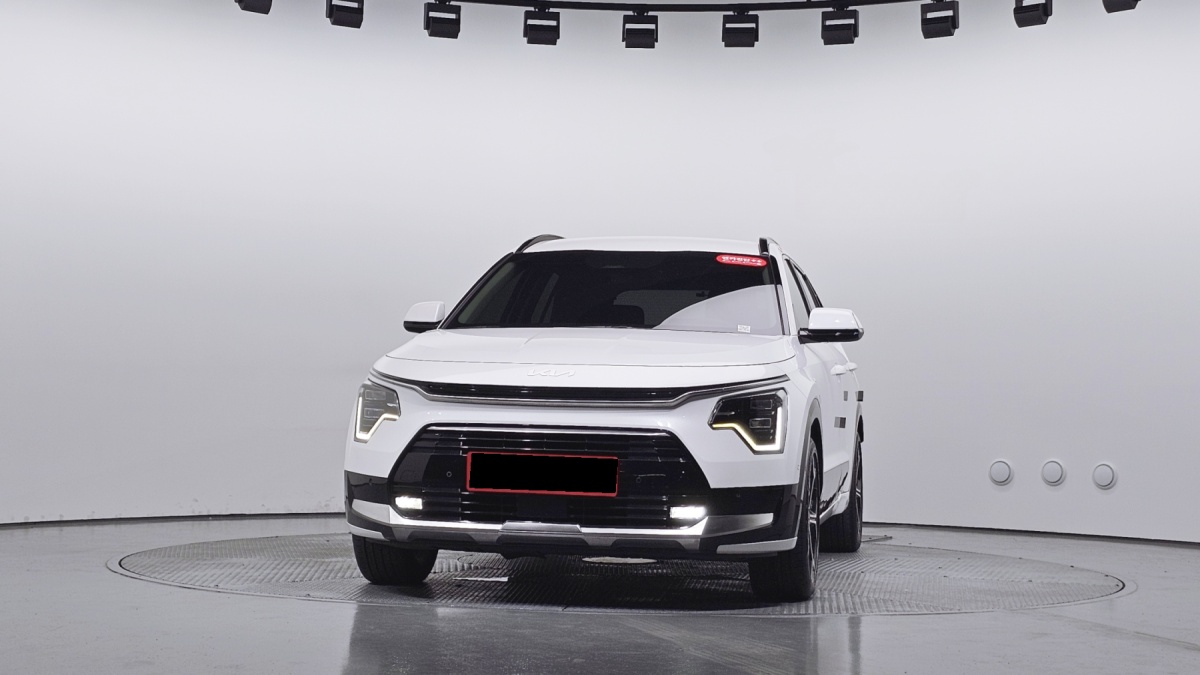 Kia Niro, 2022 — фото 3 из 12
