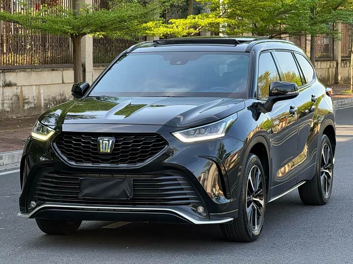 Toyota Crown Kluger, 2022 — фото 2 из 9