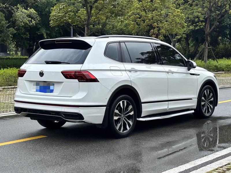 Volkswagen Tiguan L Pro, 2022 — фото 6 из 11
