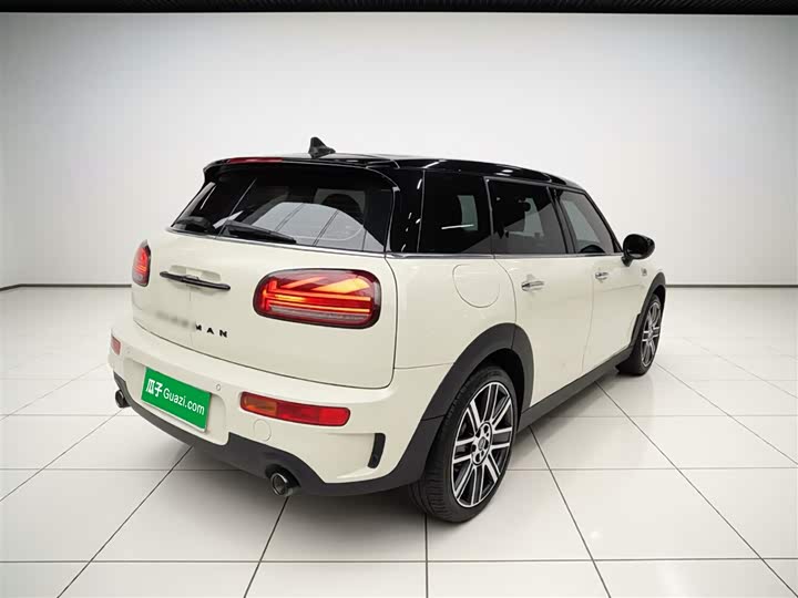 Mini Clubman, 2022 — фото 7 из 9