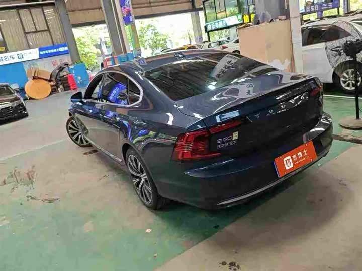 Volvo S90, 2021 — фото 4 из 9