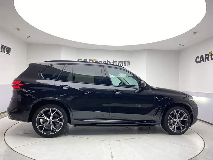 BMW X5, 2025 — фото 4 из 9