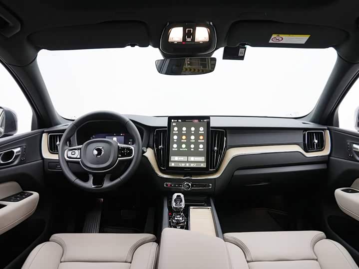 Volvo XC60 Hybrid, 2025 — фото 9 из 9