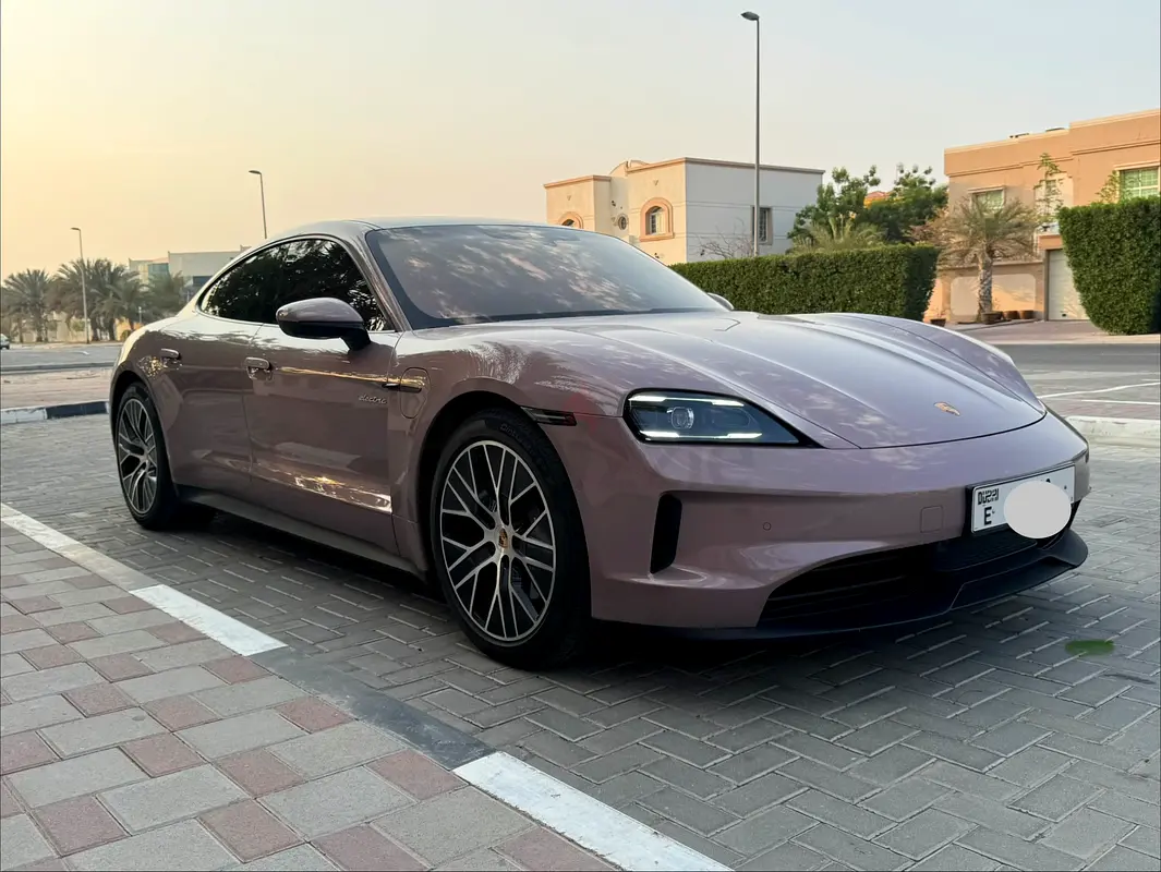 Porsche Taycan, 2025