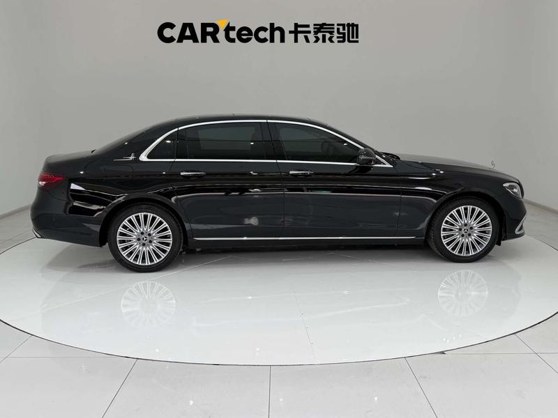 Mercedes-Benz E-Class, 2023 — фото 8 из 12