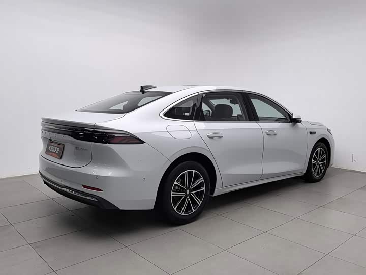 Geely Galaxy A7, 2025 — фото 2 из 9