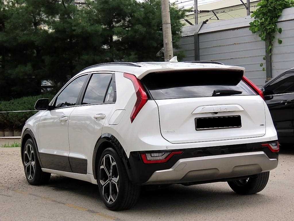 Kia Niro, 2022 — фото 3 из 12