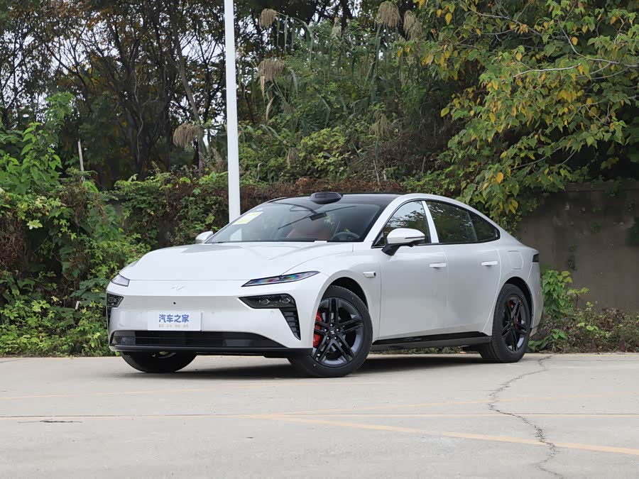 Dongfeng Yipai eπ 007, 2026 — купить в Перми под ключ