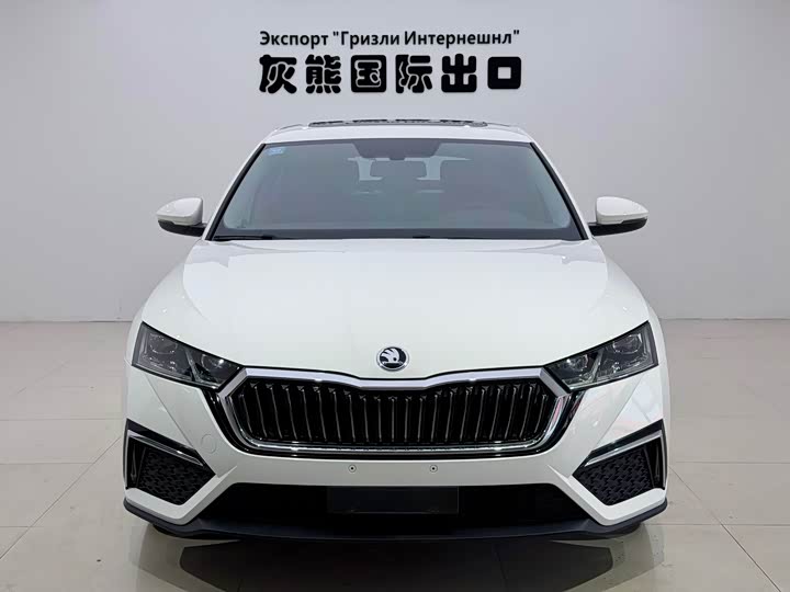 Skoda Octavia Pro, 2022 — фото 2 из 9
