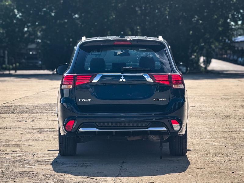 Mitsubishi Outlander, 2021 — фото 6 из 12