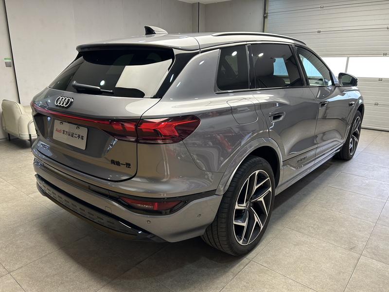 Audi Q6L e-tron, 2025 — фото 4 из 10
