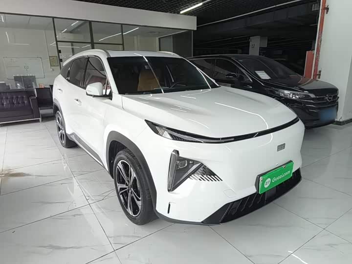 Geely Galaxy L7, 2023 — фото 4 из 9