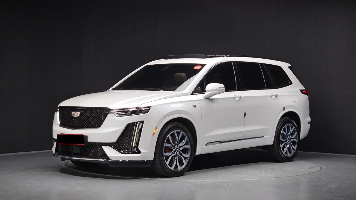 Cadillac XT6, 2023 — купить в Перми под ключ