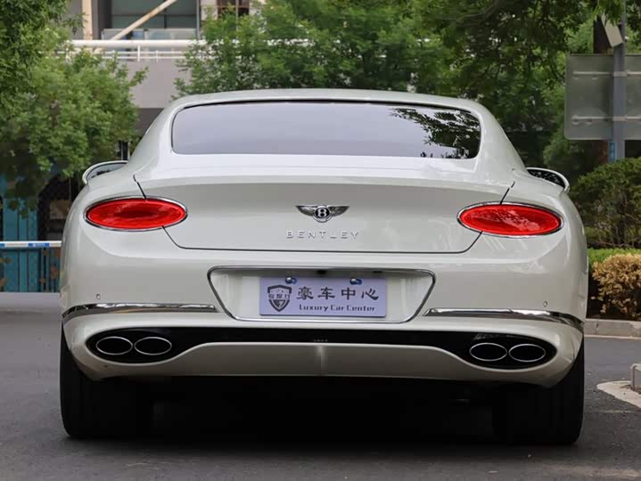 Bentley Continental GT, 2022 — фото 5 из 9