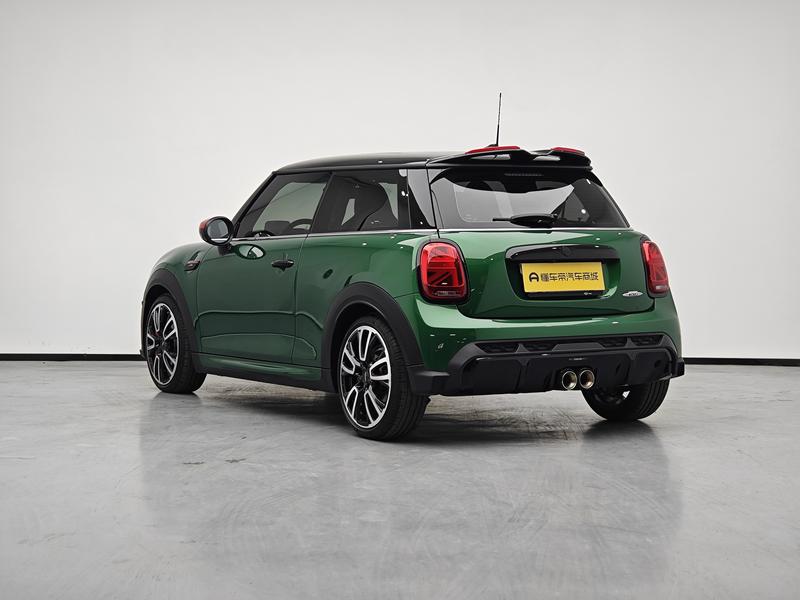 Mini Mini JCW, 2023 — фото 5 из 12