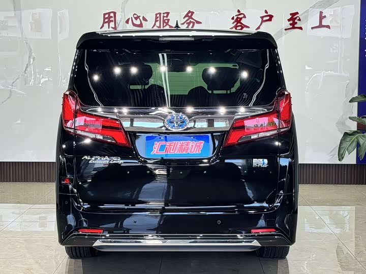 Toyota Alphard, 2021 — фото 5 из 9