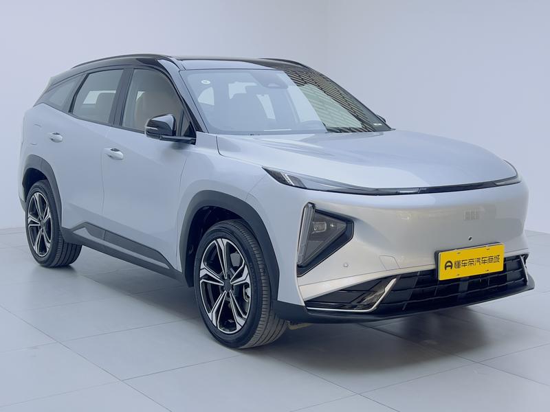 Geely Galaxy L7, 2024 — фото 3 из 12