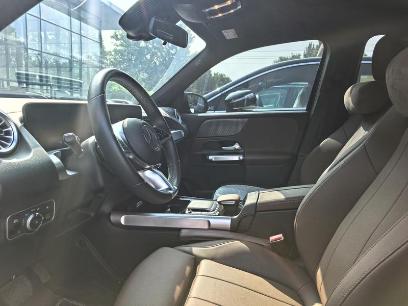 Mercedes-Benz GLB-Class, 2024 — фото 6 из 9