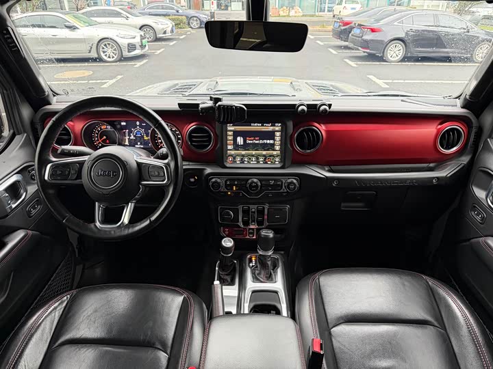 Jeep Wrangler, 2023 — фото 7 из 9