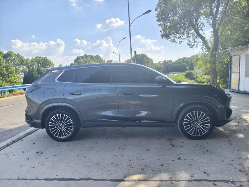 Dongfeng Aeolus L8, 2025 — фото 8 из 12