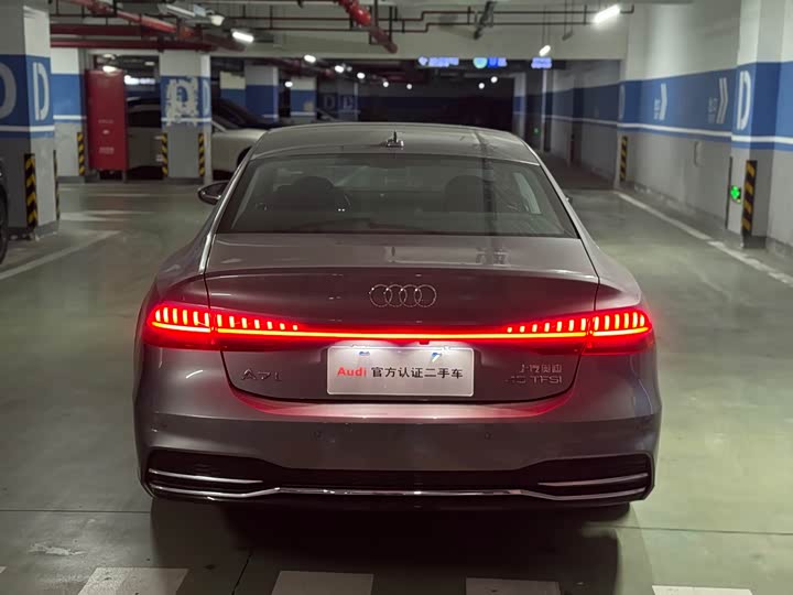 Audi A7L, 2024 — фото 5 из 9