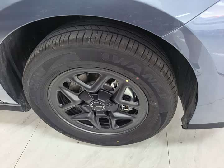 BYD Seal 05 DM-i Hybrid, 2026 — фото 4 из 9