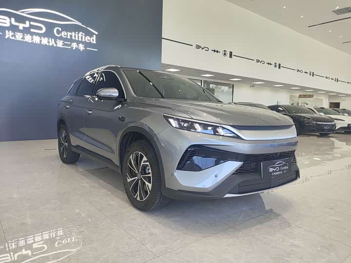 BYD Song Pro Hybrid, 2026 — фото 3 из 9