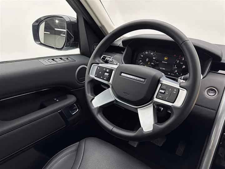Land Rover Discovery, 2023 — фото 9 из 9