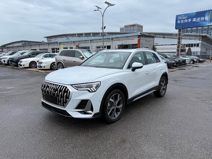 Audi Q3, 2024 — купить в Саранске под ключ