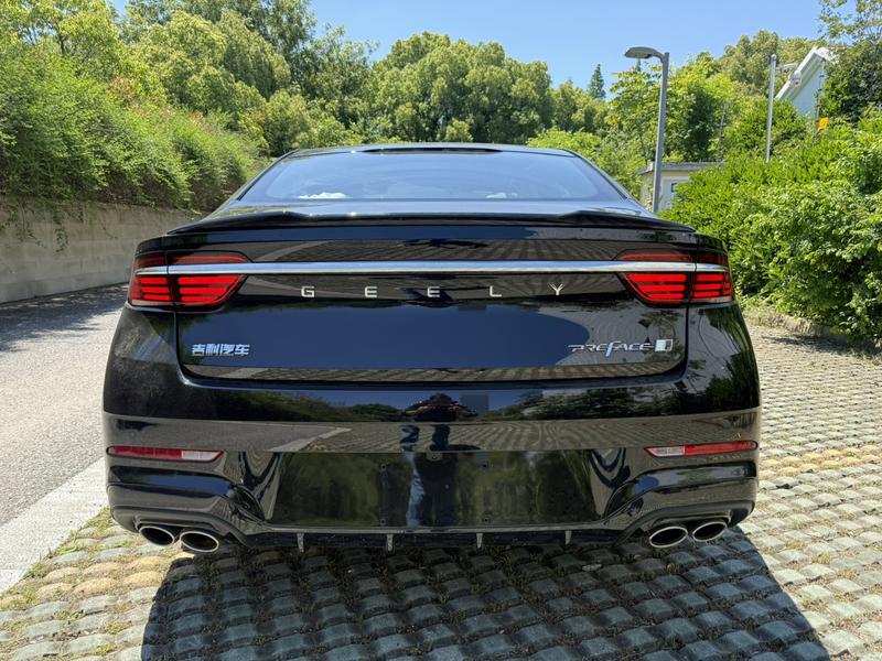 Geely Preface, 2025 — фото 6 из 12
