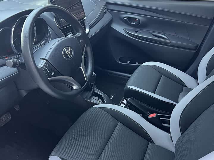 Toyota Yaris L Hatchback, 2022 — фото 9 из 9