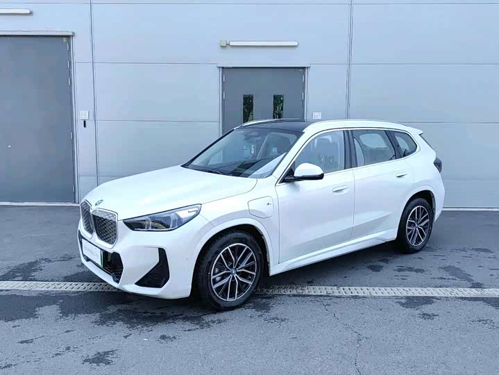 BMW iX1, 2025 — купить в Иванове под ключ